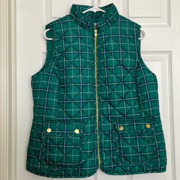 NWT St. John’s Bay quilted vest| L - Picture 1 of 6